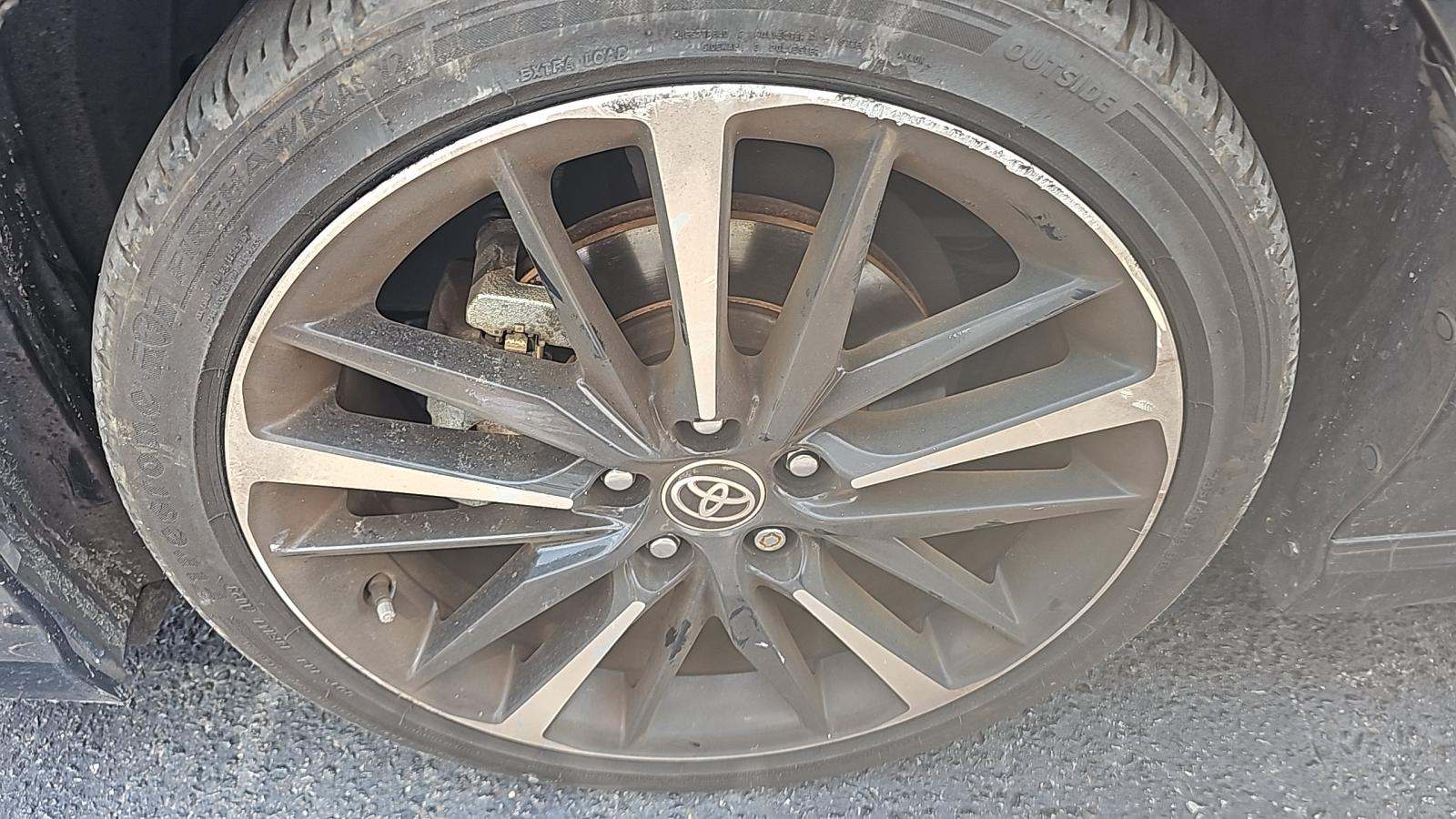 2020 Toyota Camry XSE FWD