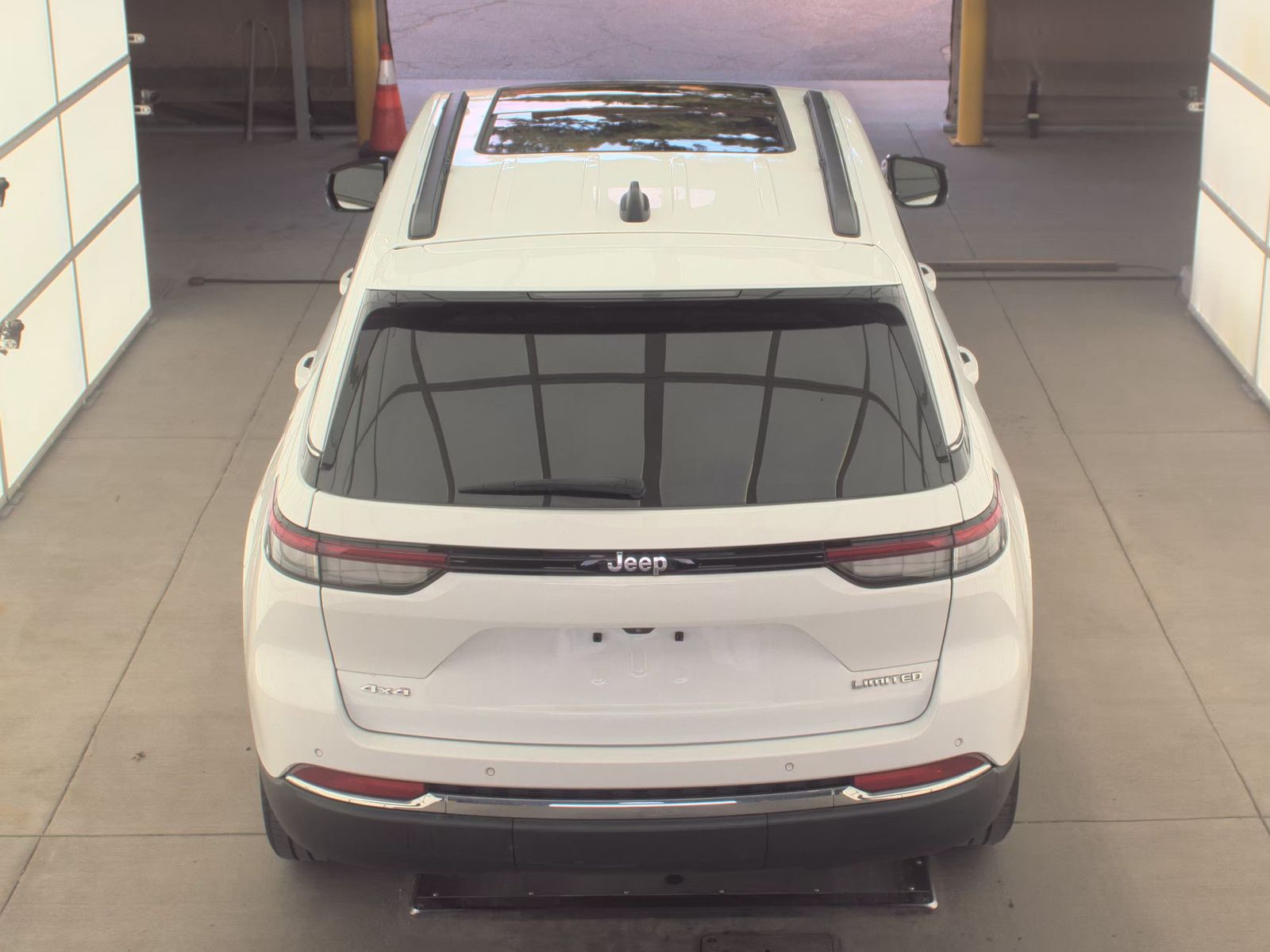 2022 Jeep Grand Cherokee Limited AWD