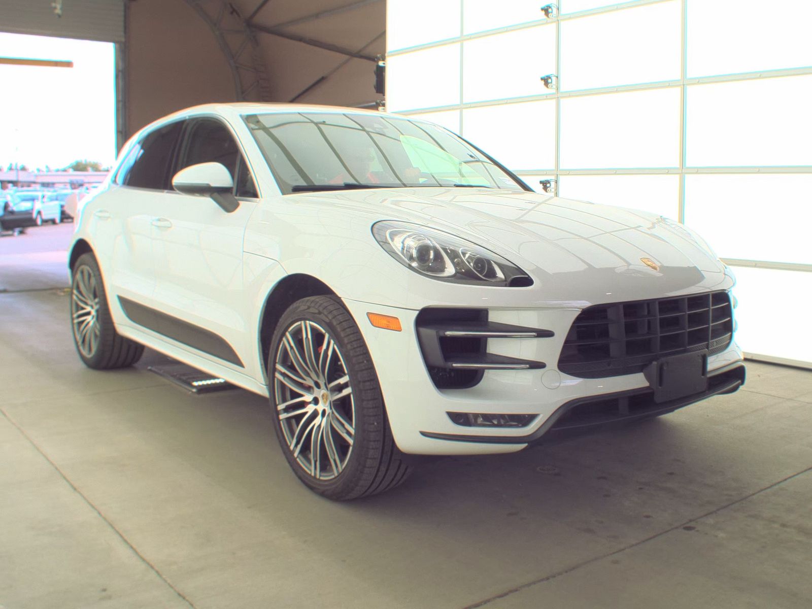2015 Porsche Macan Turbo AWD