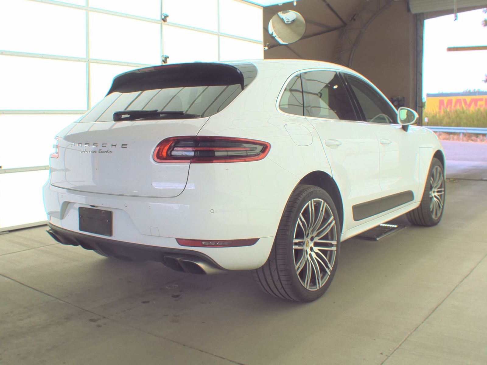 2015 Porsche Macan Turbo AWD