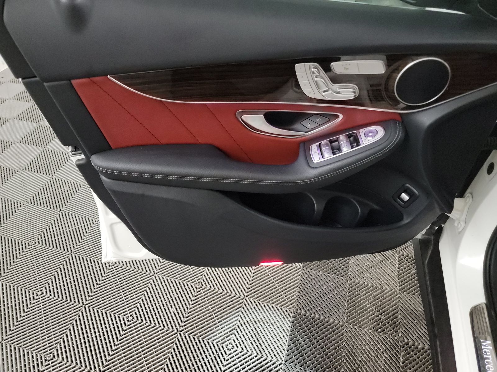 2022 Mercedes-Benz GLC GLC 300 RWD