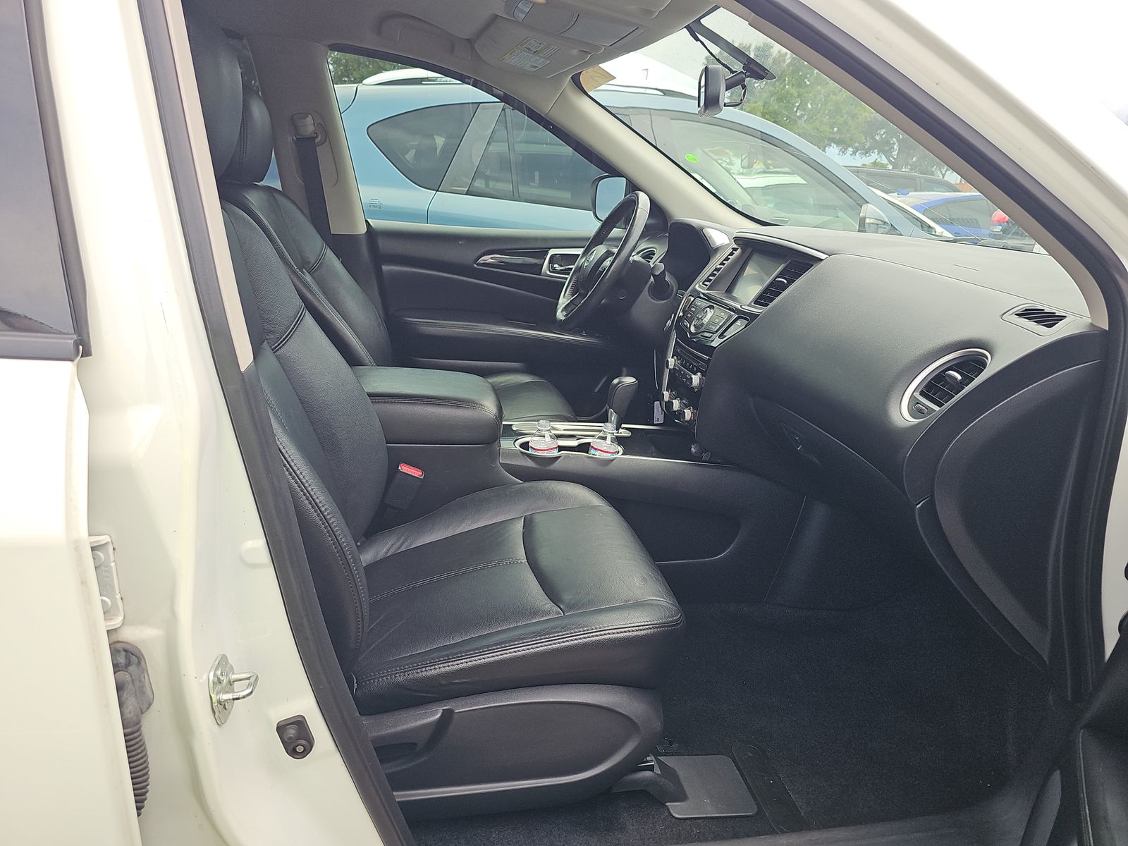 2019 Nissan Pathfinder SV FWD