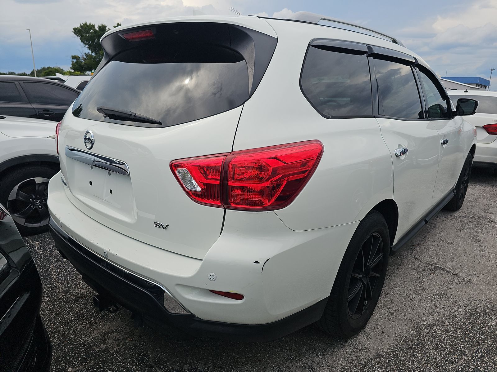 2019 Nissan Pathfinder SV FWD
