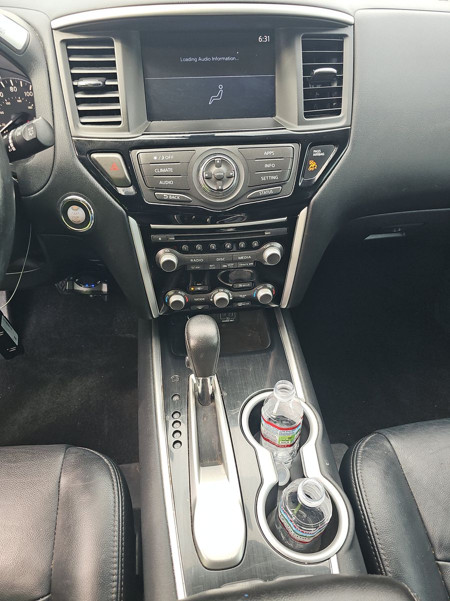 2019 Nissan Pathfinder SV FWD