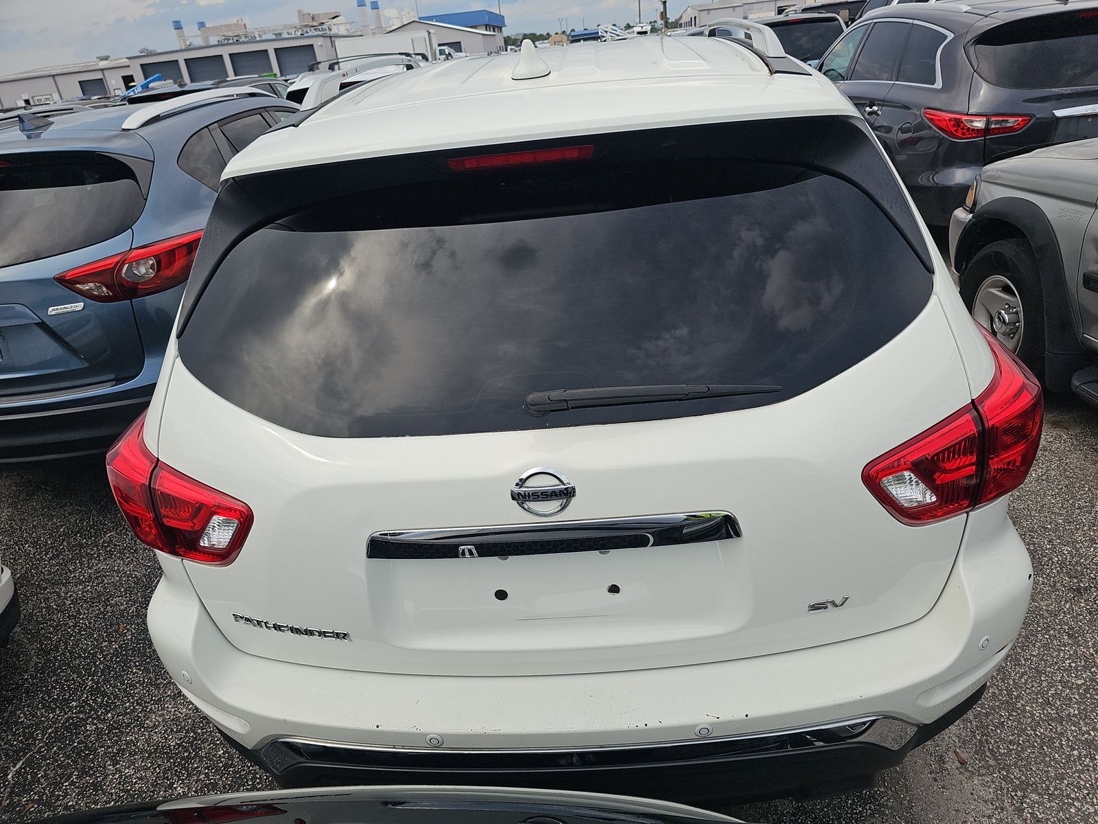2019 Nissan Pathfinder SV FWD