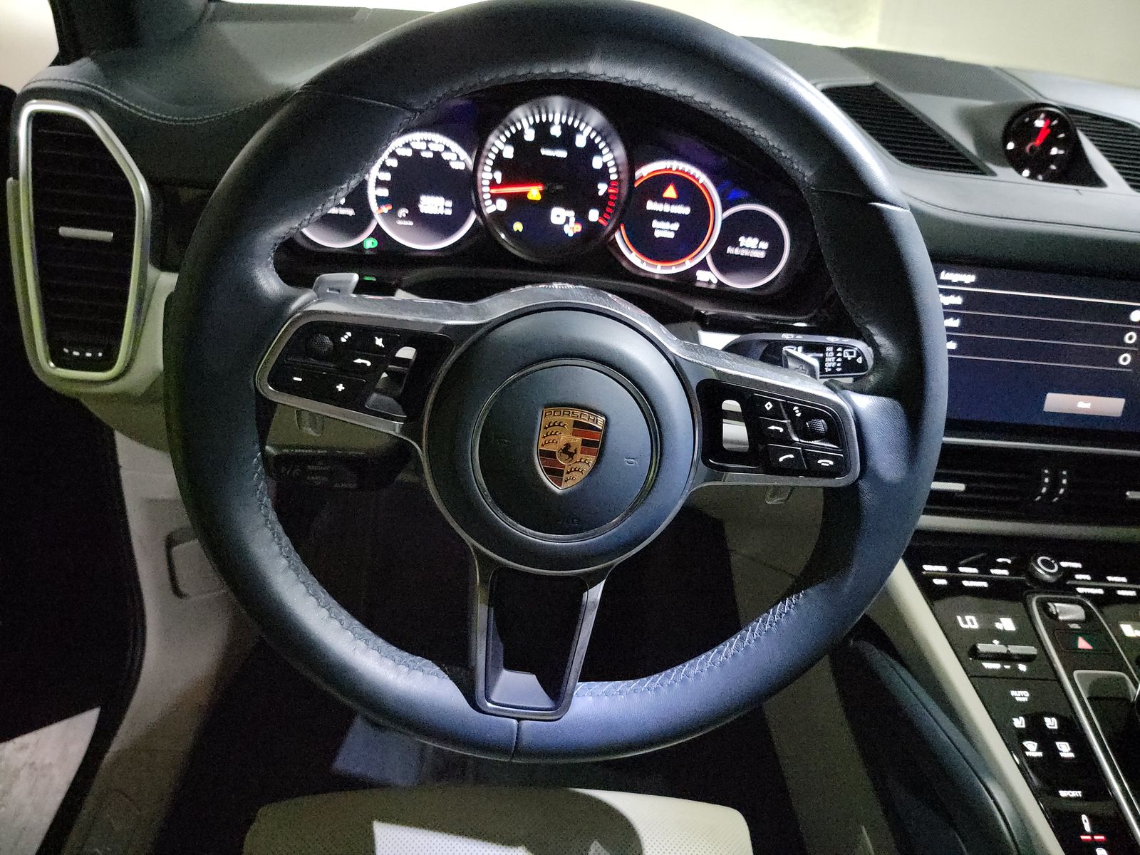 2022 Porsche Cayenne S Platinum Edition AWD