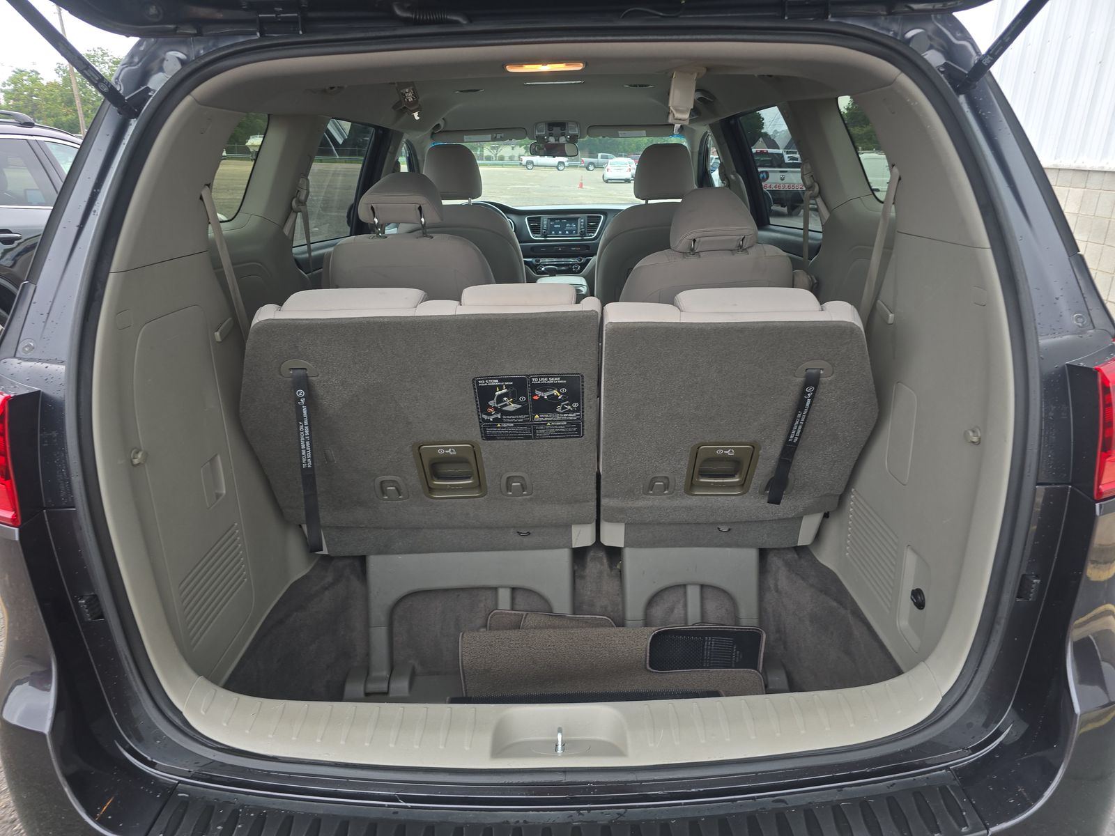 2021 Kia Sedona LX FWD