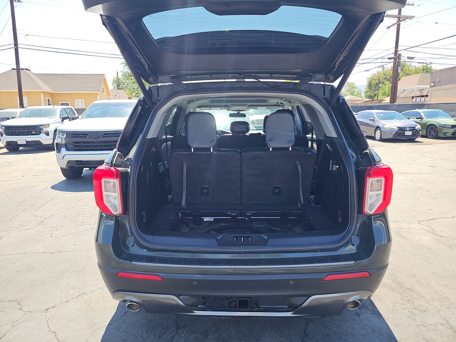 2022 Ford Explorer XLT RWD