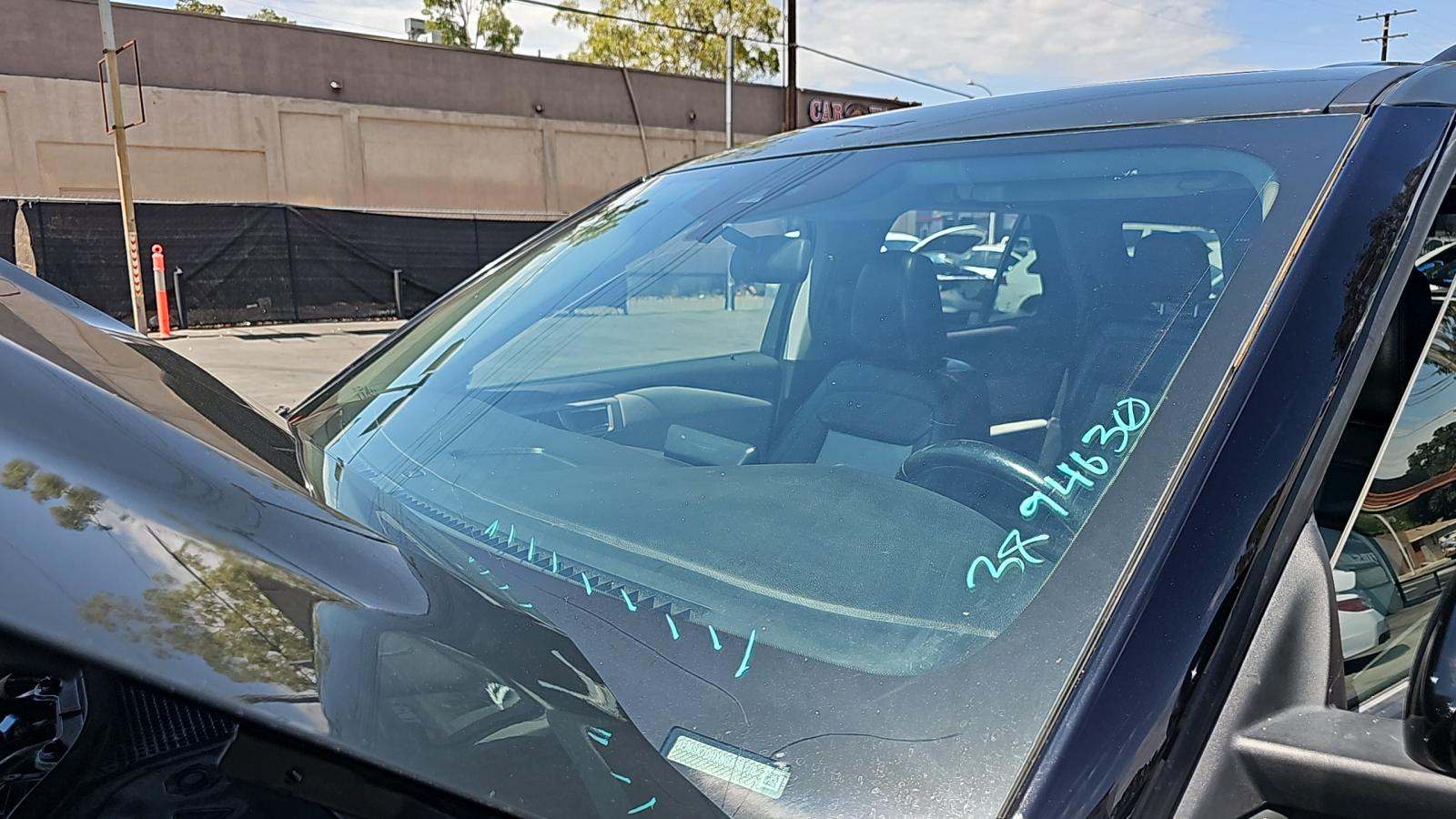 2022 Ford Explorer XLT RWD