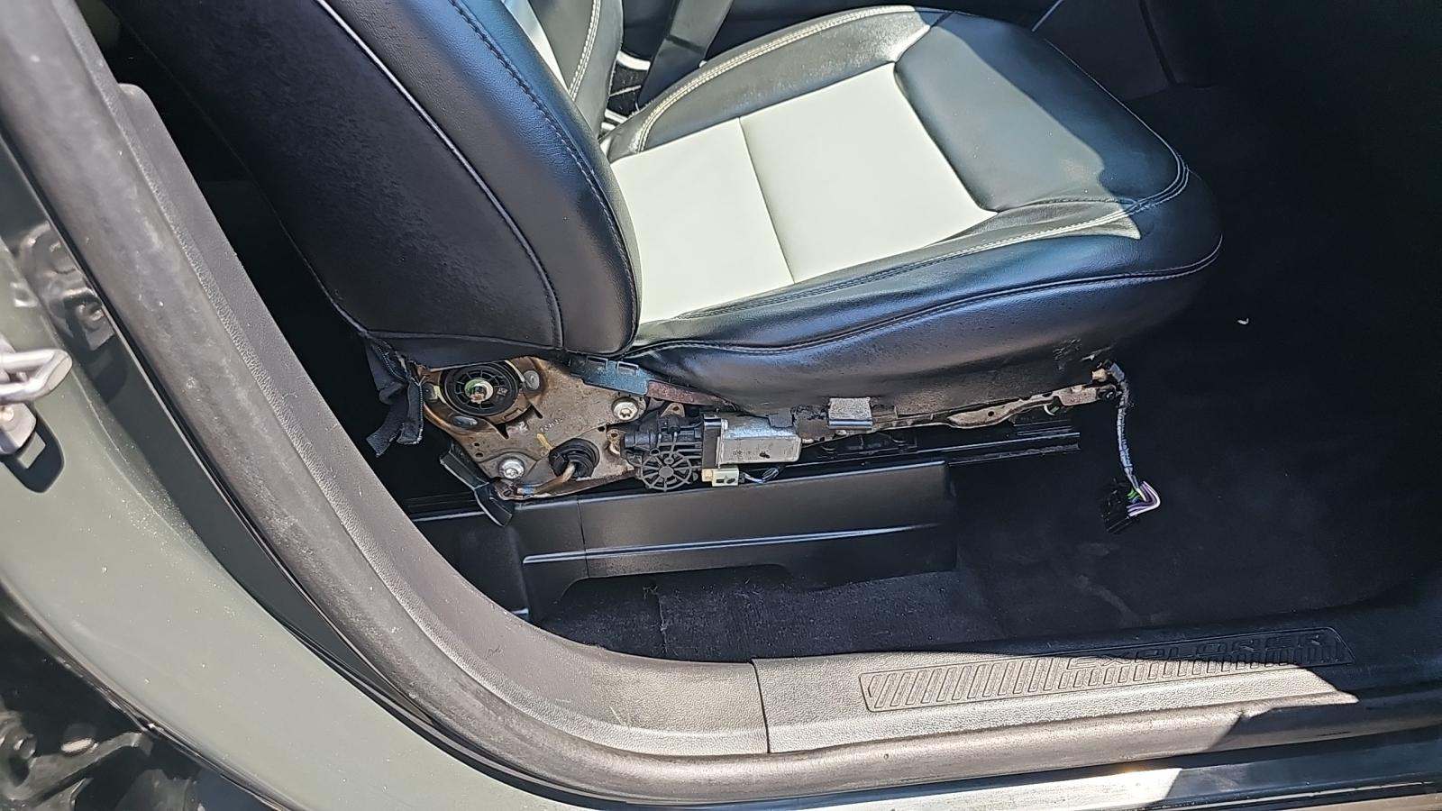 2022 Ford Explorer XLT RWD