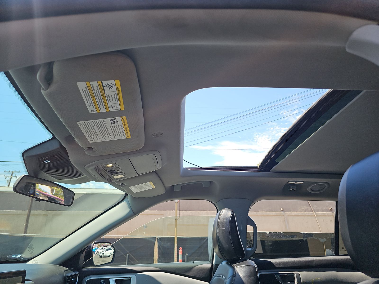 2022 Ford Explorer XLT RWD