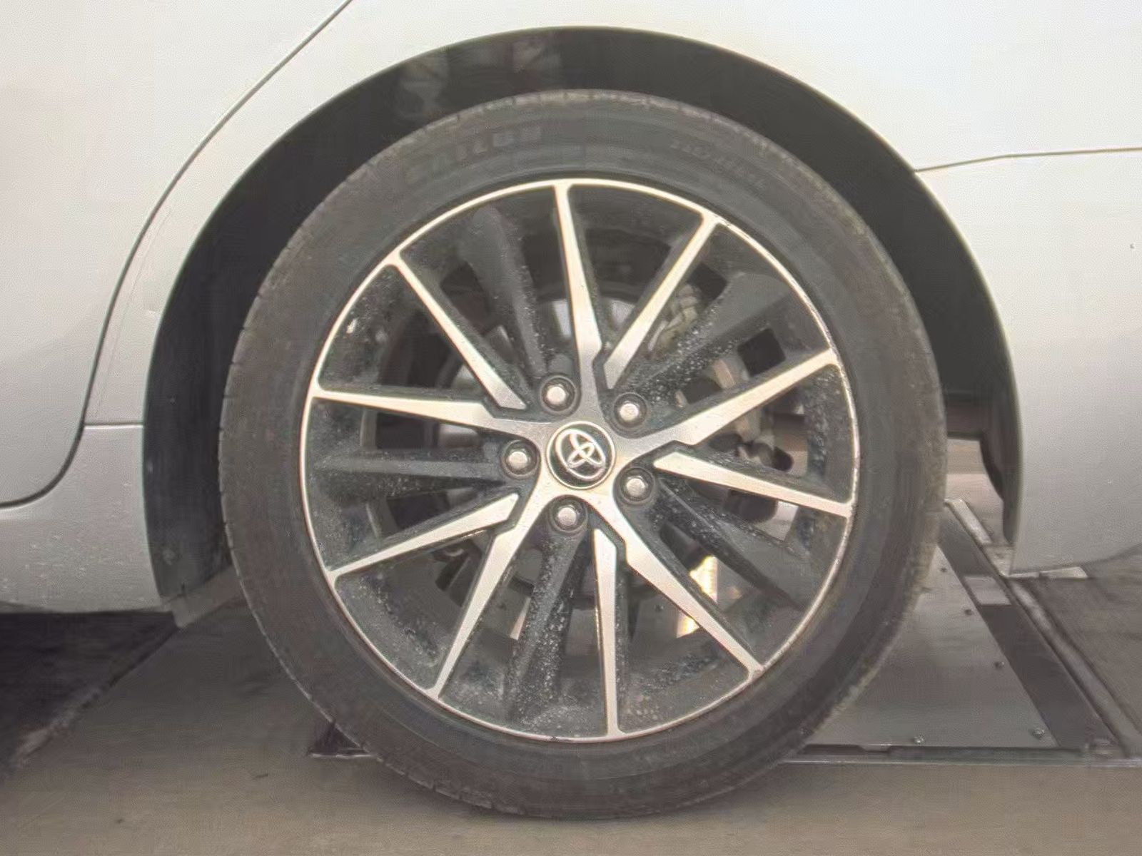 2021 Toyota Camry Hybrid SE FWD