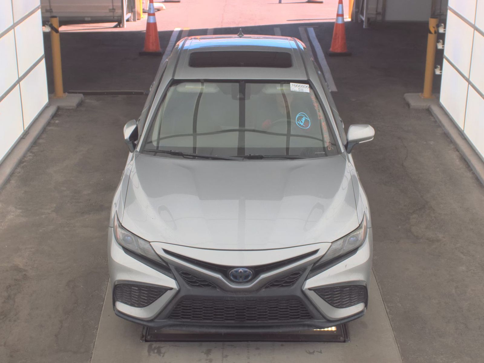 2021 Toyota Camry Hybrid SE FWD