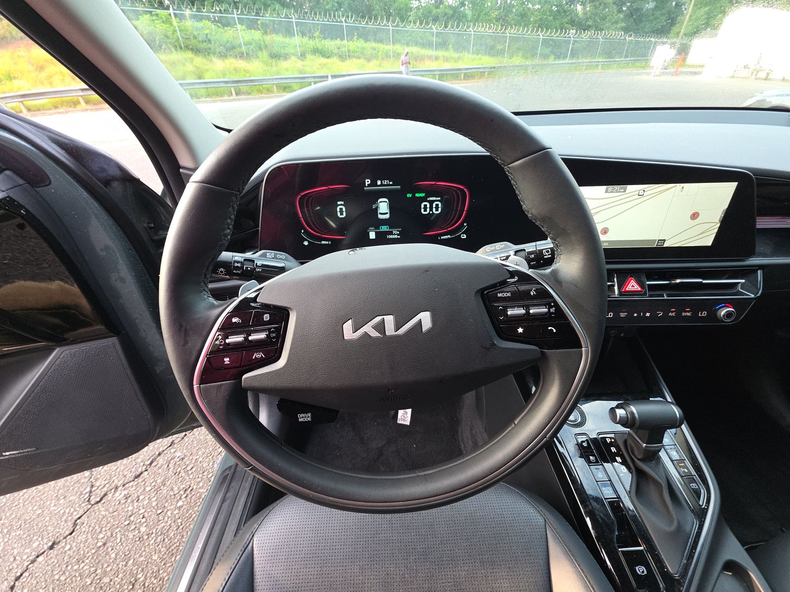 2023 Kia Niro SX FWD