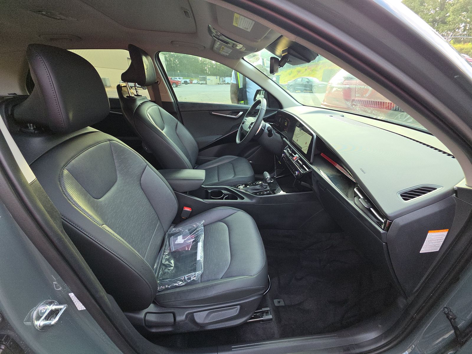 2023 Kia Niro SX FWD