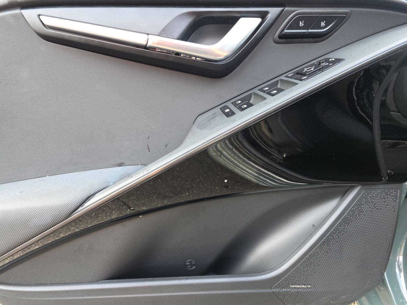 2023 Kia Niro SX FWD