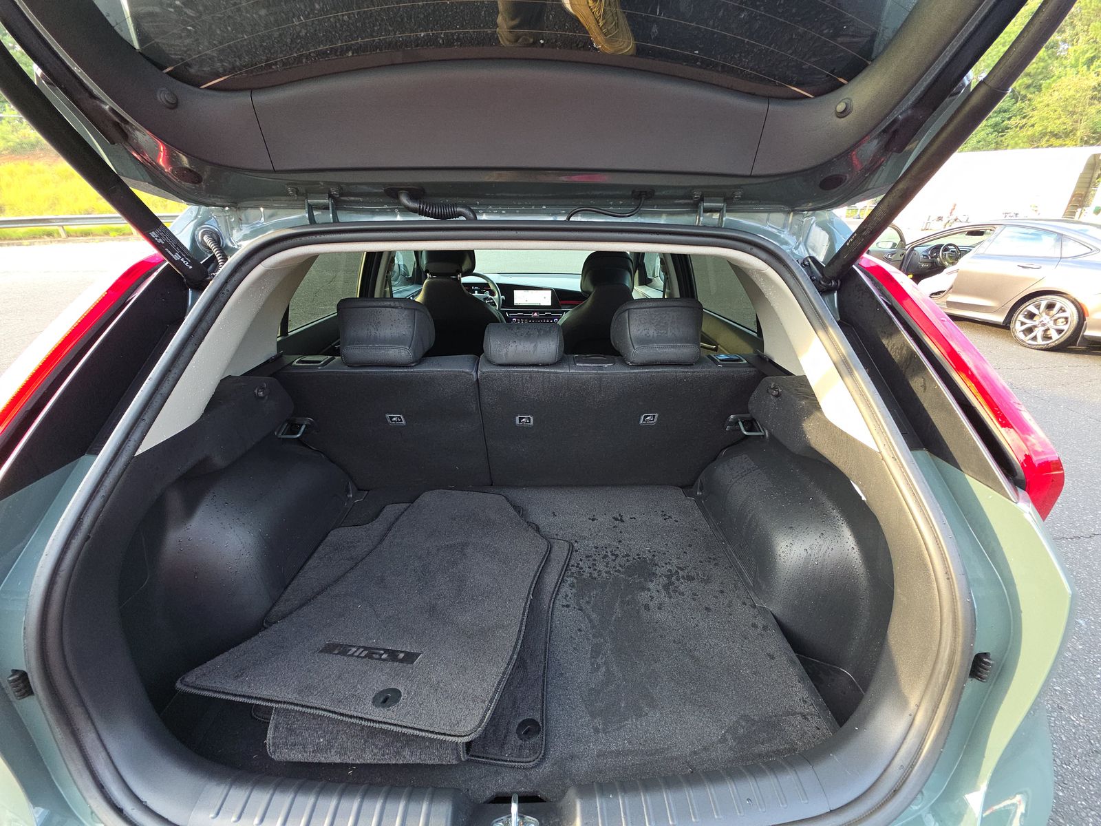 2023 Kia Niro SX FWD