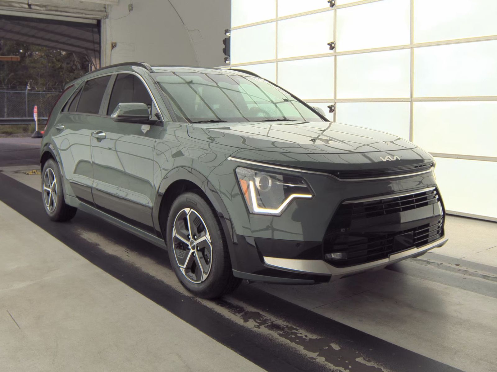 2023 Kia Niro SX FWD