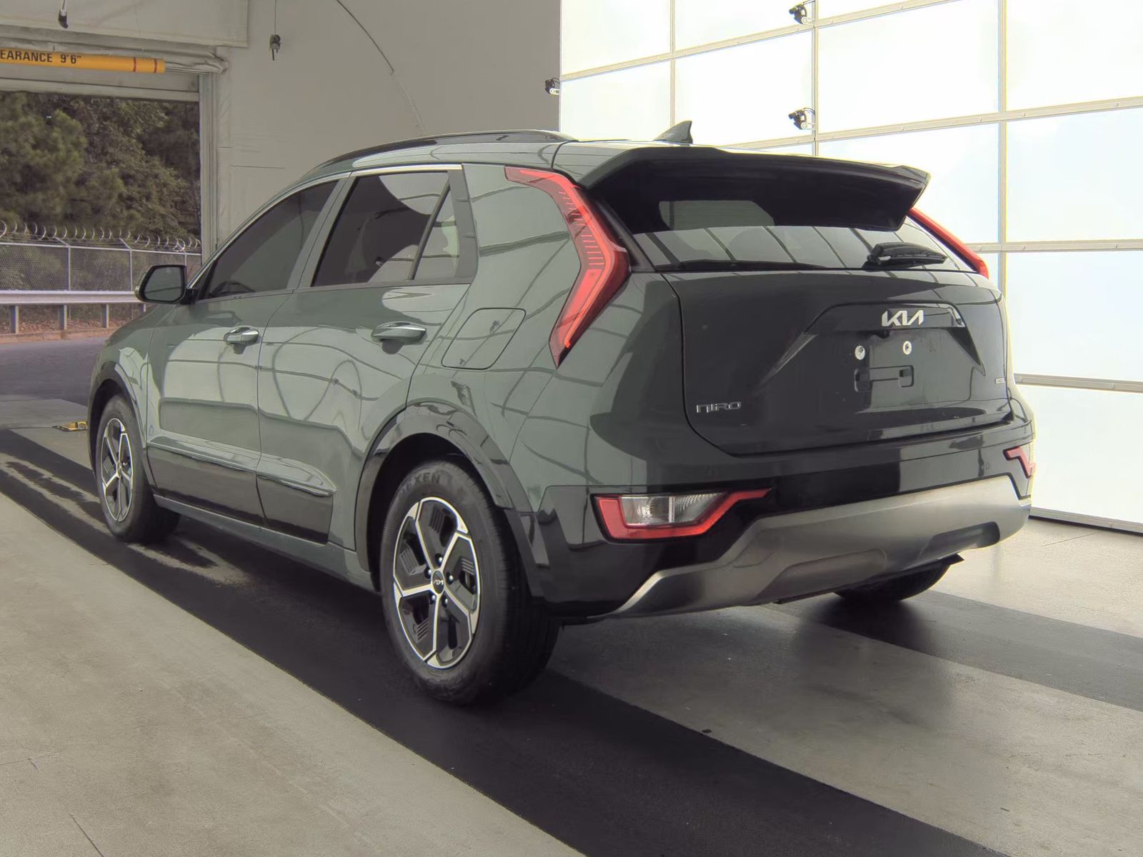 2023 Kia Niro SX FWD