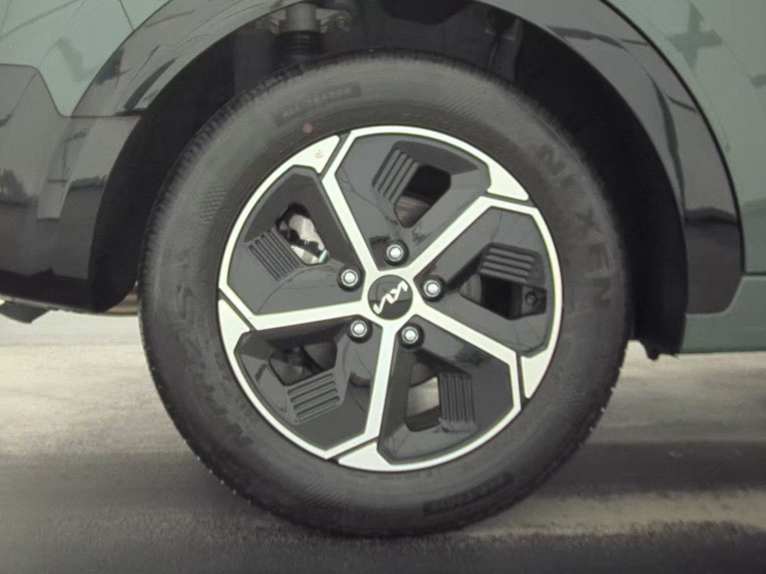 2023 Kia Niro SX FWD