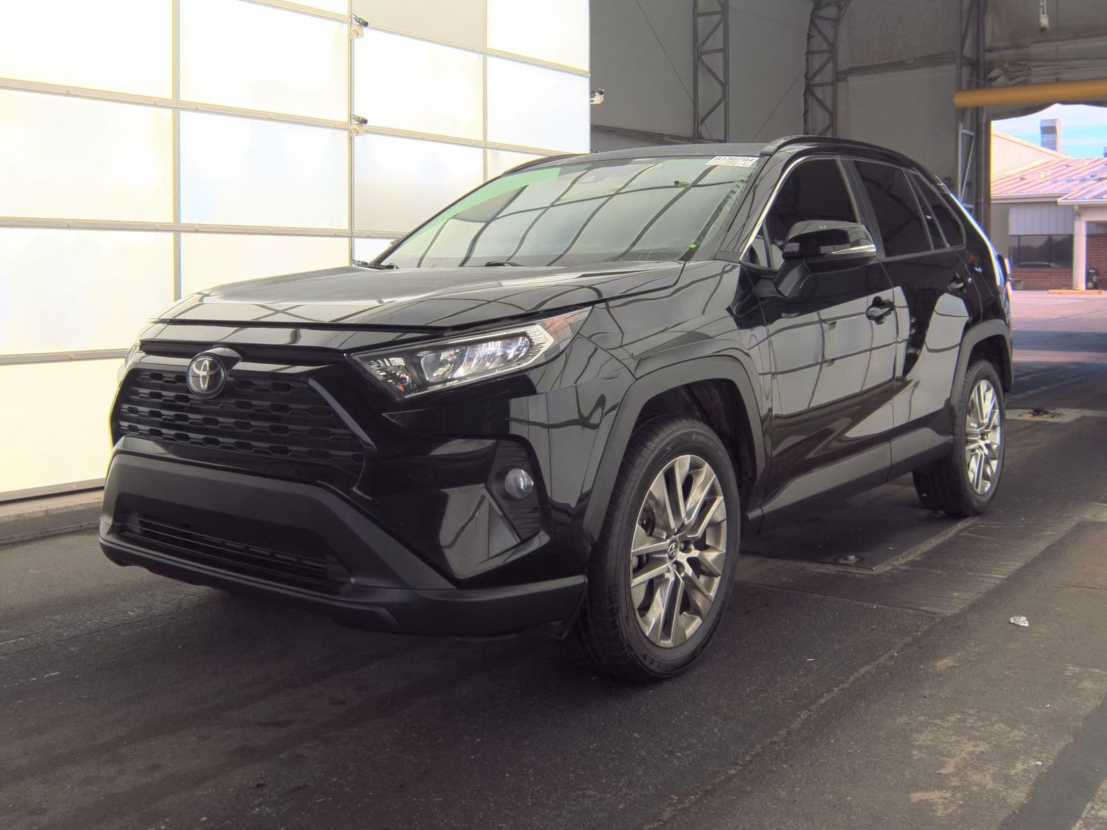 2020 Toyota RAV4 XLE Premium FWD