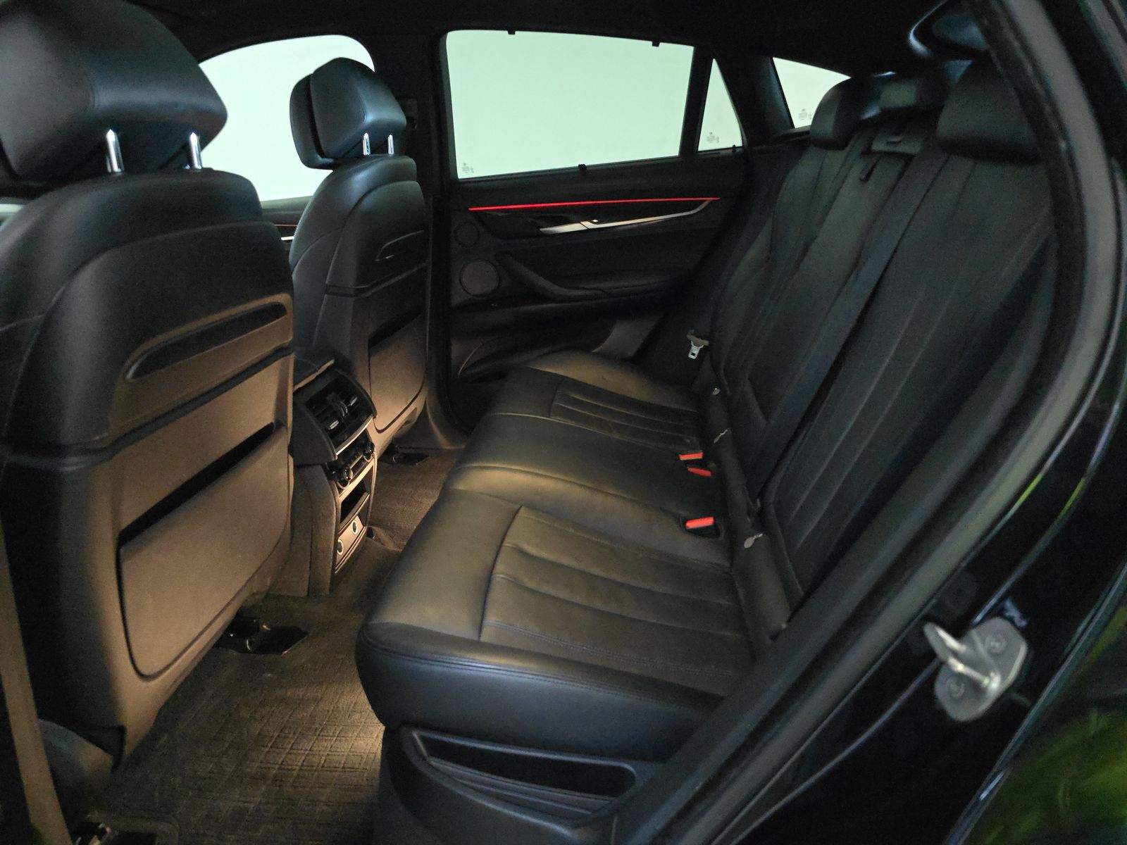 2016 BMW X6 xDrive50i AWD