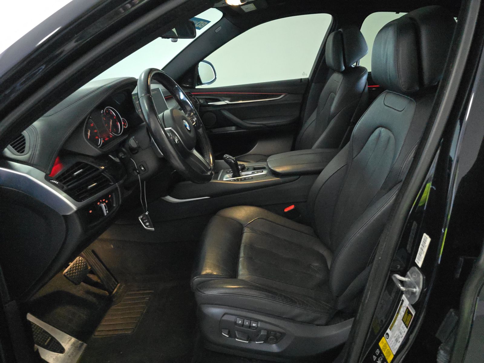 2016 BMW X6 xDrive50i AWD