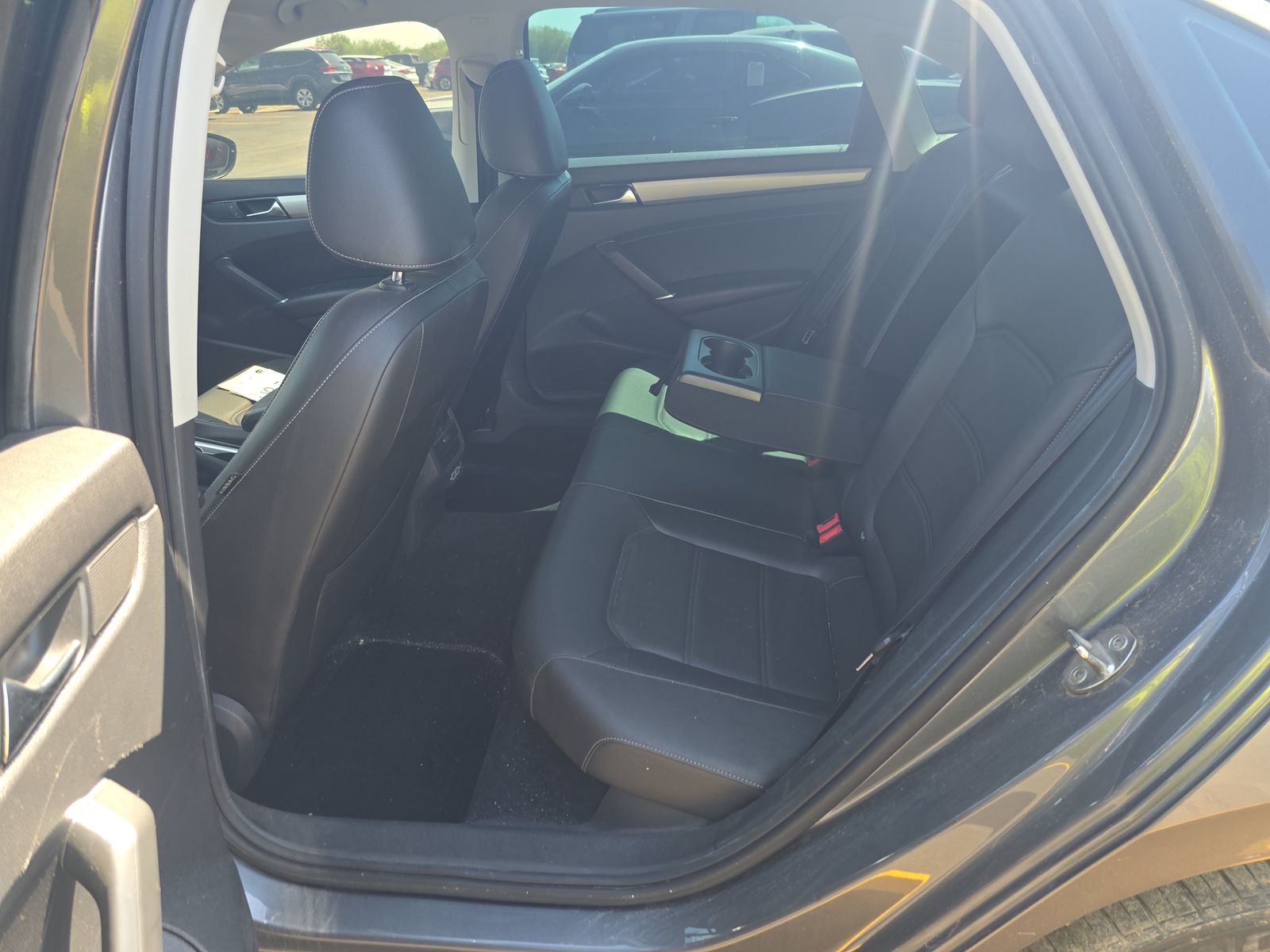 2020 Volkswagen Passat 2.0T SE FWD