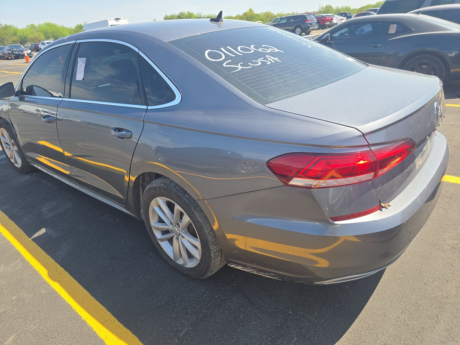 2020 Volkswagen Passat 2.0T SE FWD