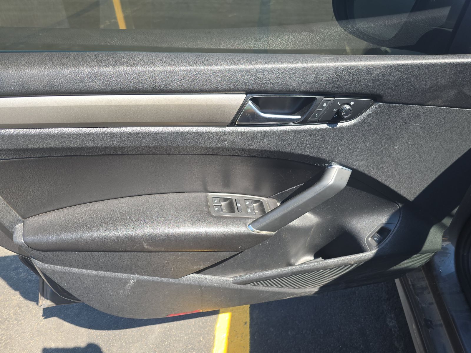 2020 Volkswagen Passat 2.0T SE FWD