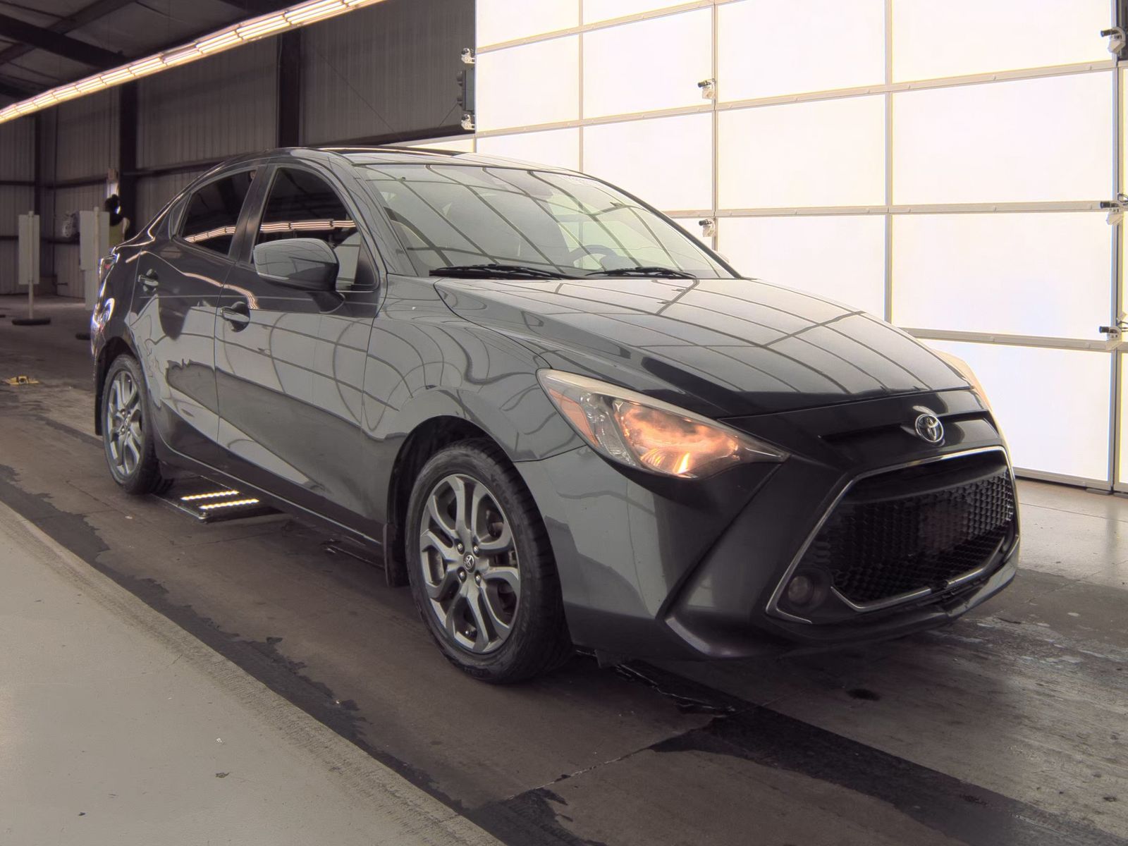 2019 Toyota Yaris LE FWD