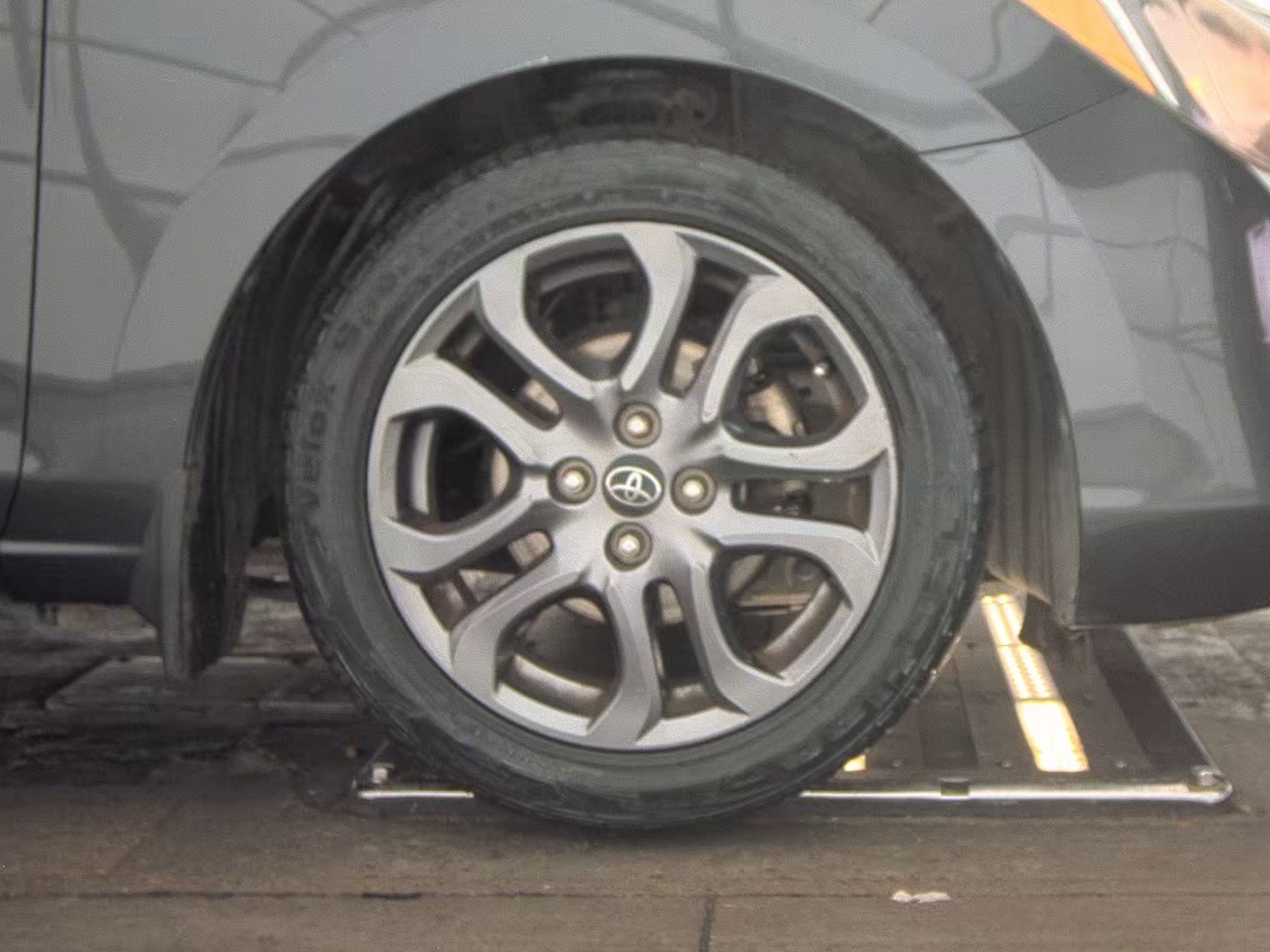 2019 Toyota Yaris LE FWD