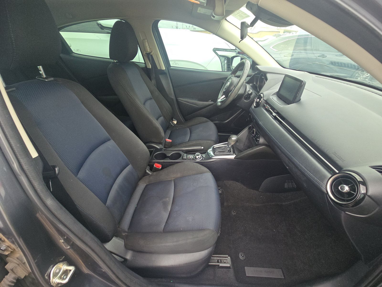 2019 Toyota Yaris LE FWD