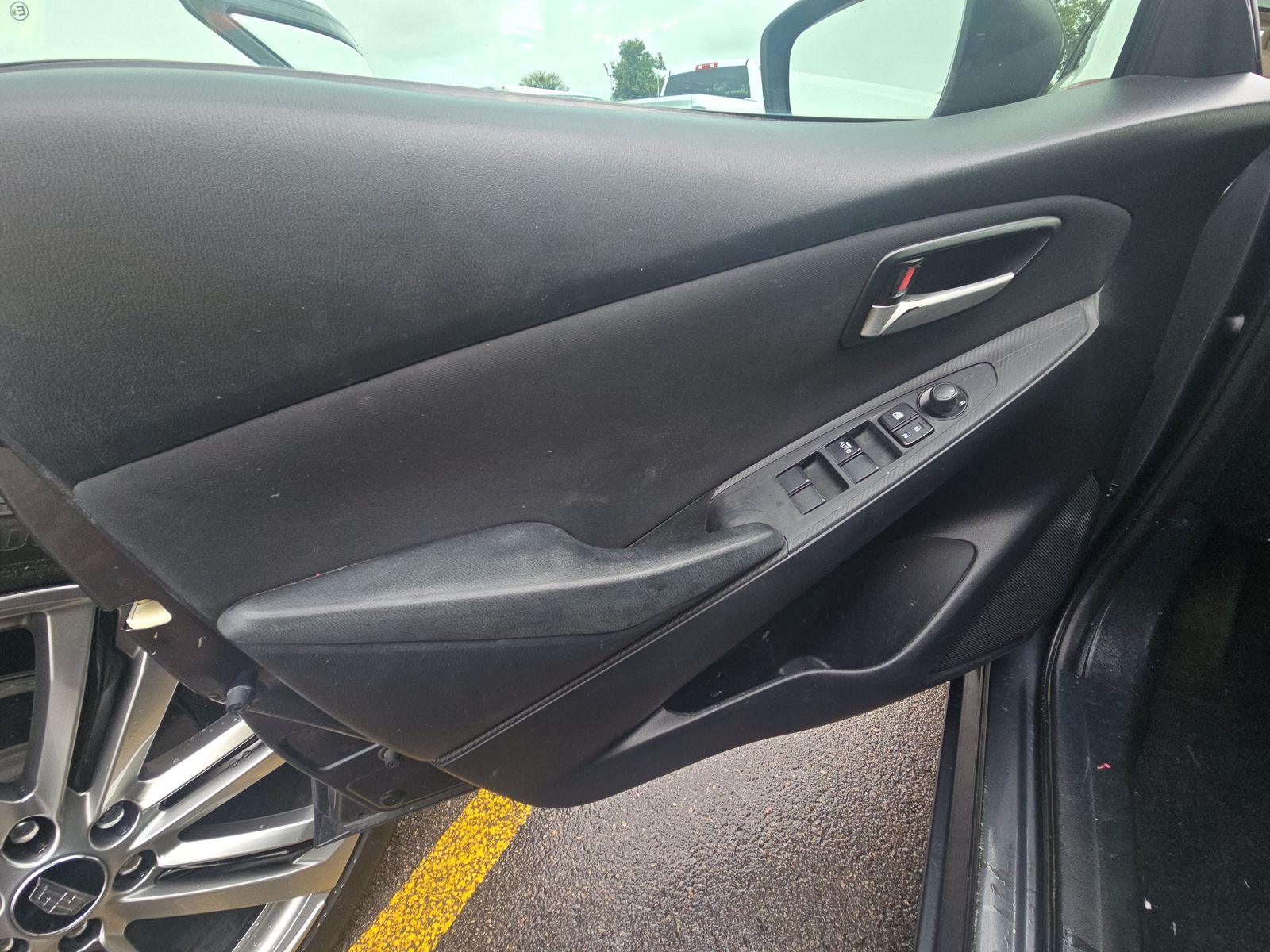 2019 Toyota Yaris LE FWD