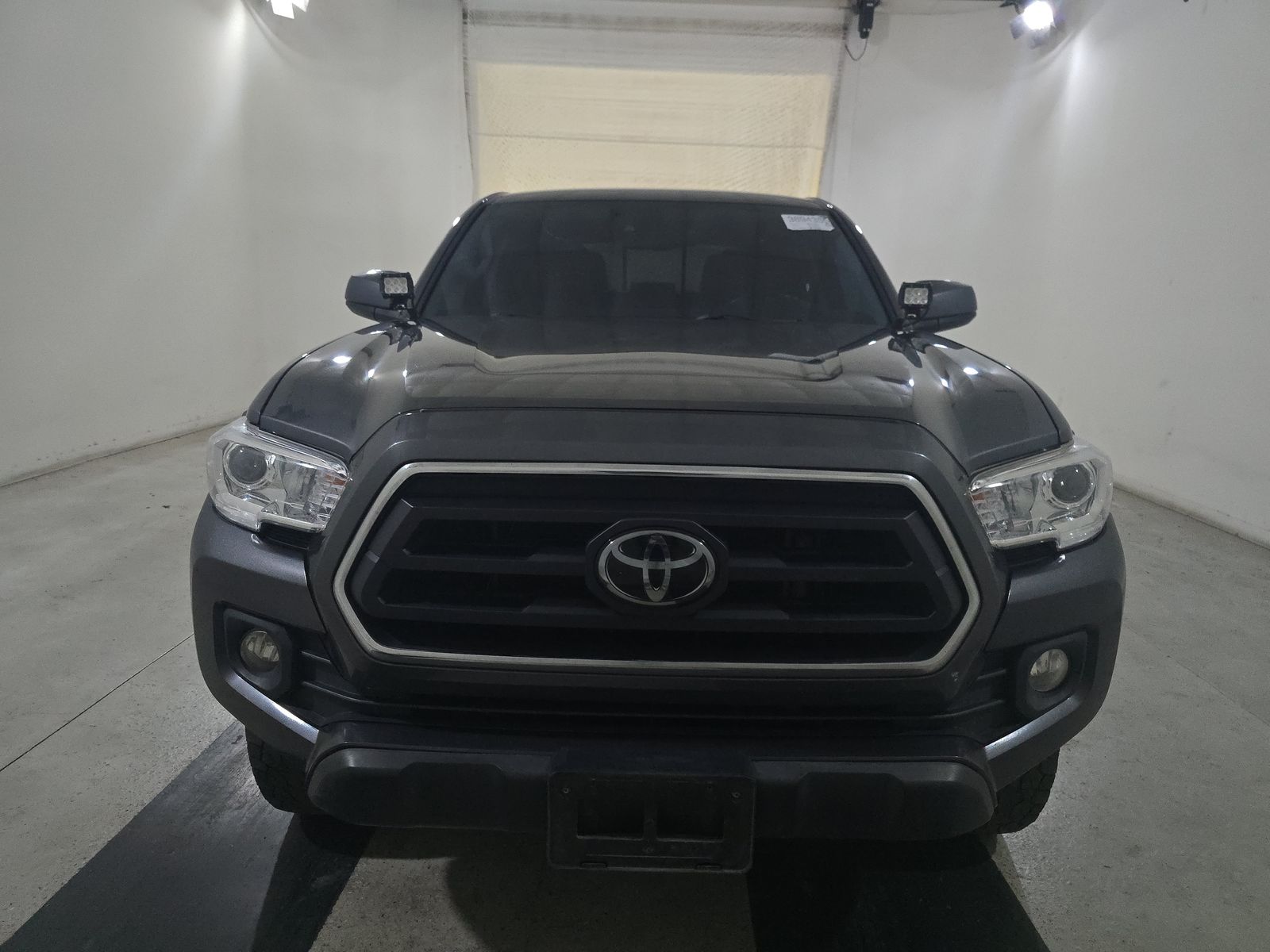 2022 Toyota Tacoma SR5 RWD