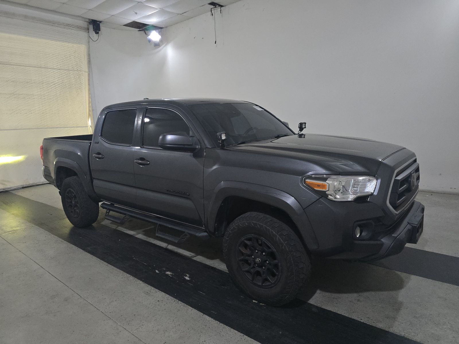 2022 Toyota Tacoma SR5 RWD