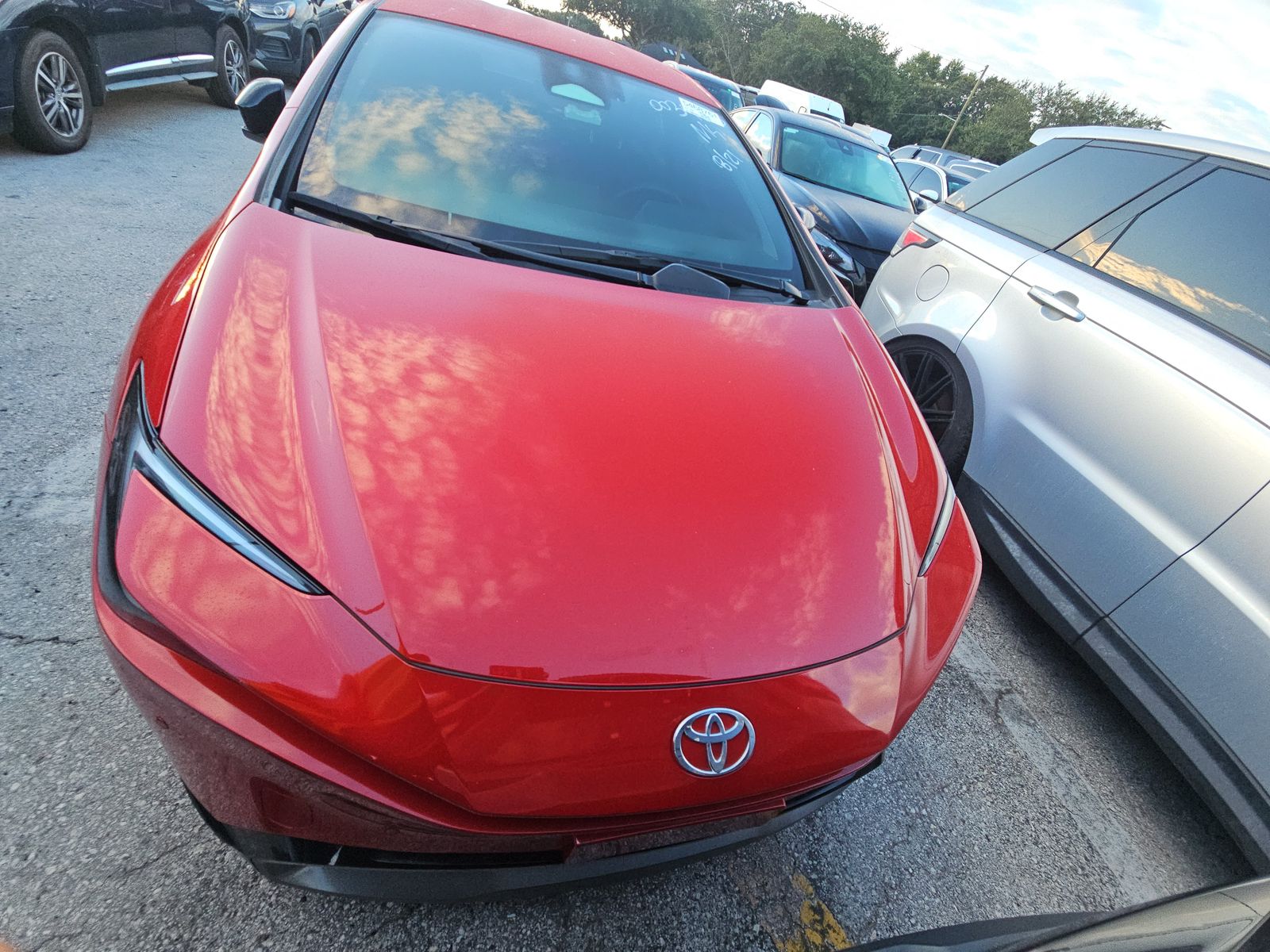 2023 Toyota Prius XLE FWD