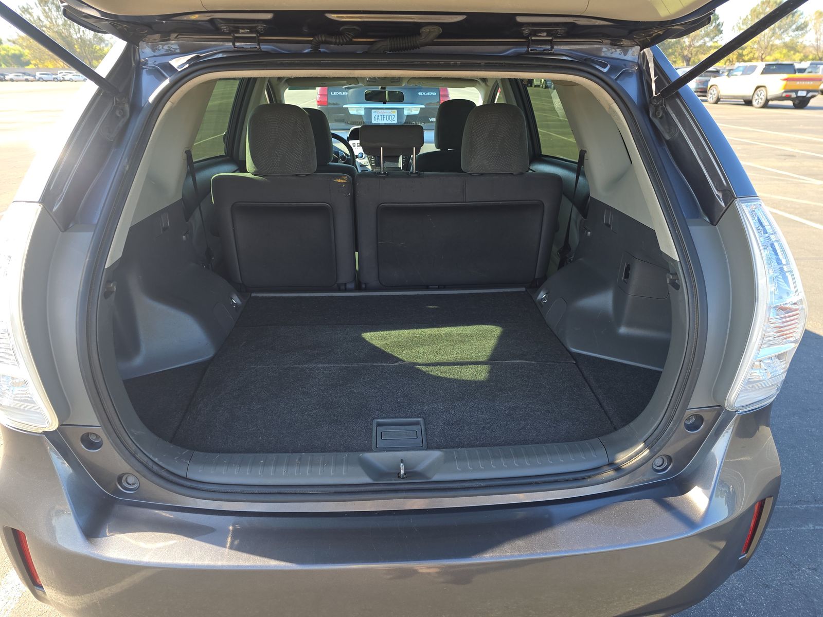 2013 Toyota Prius v Two FWD
