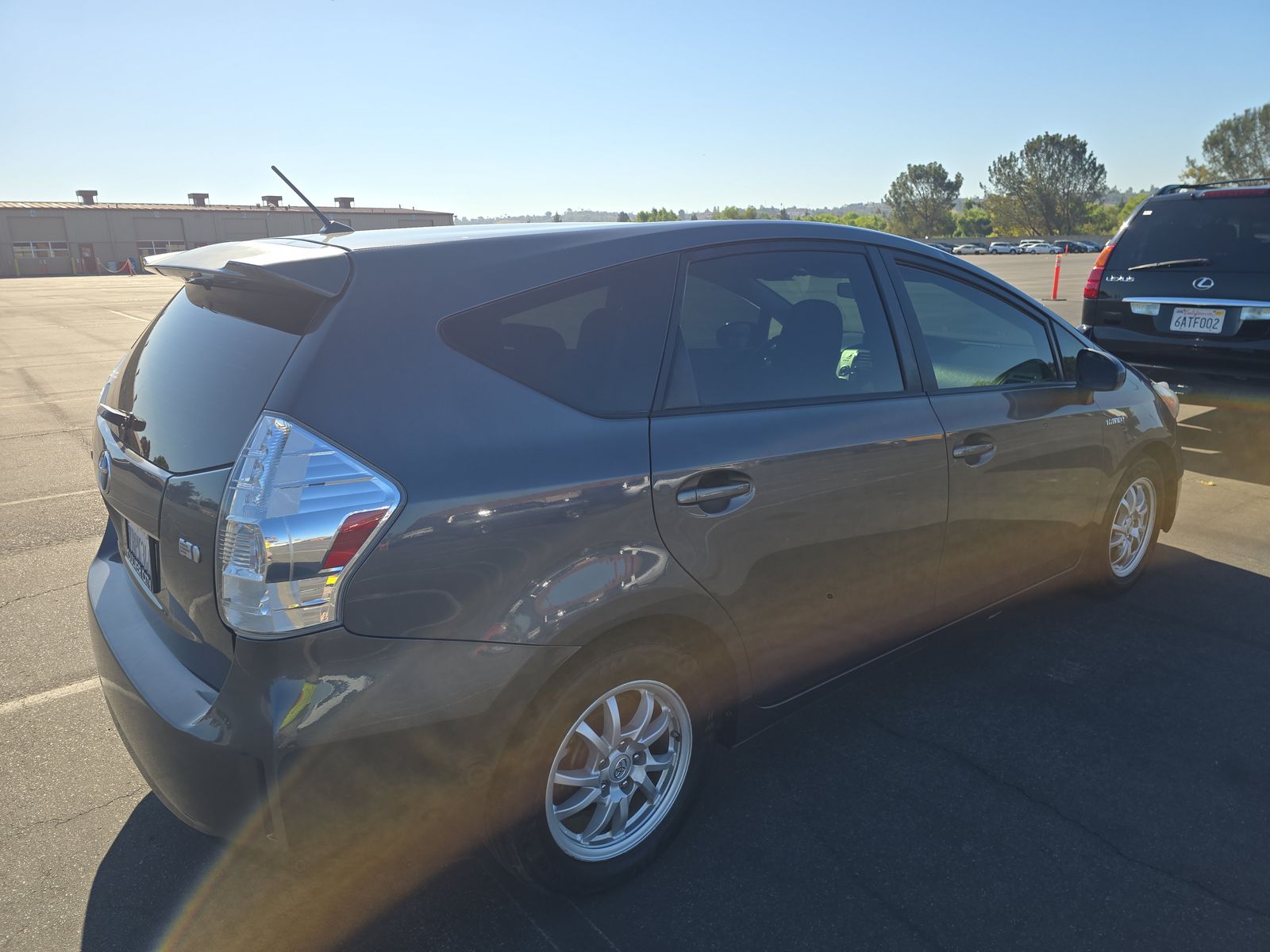 2013 Toyota Prius v Two FWD