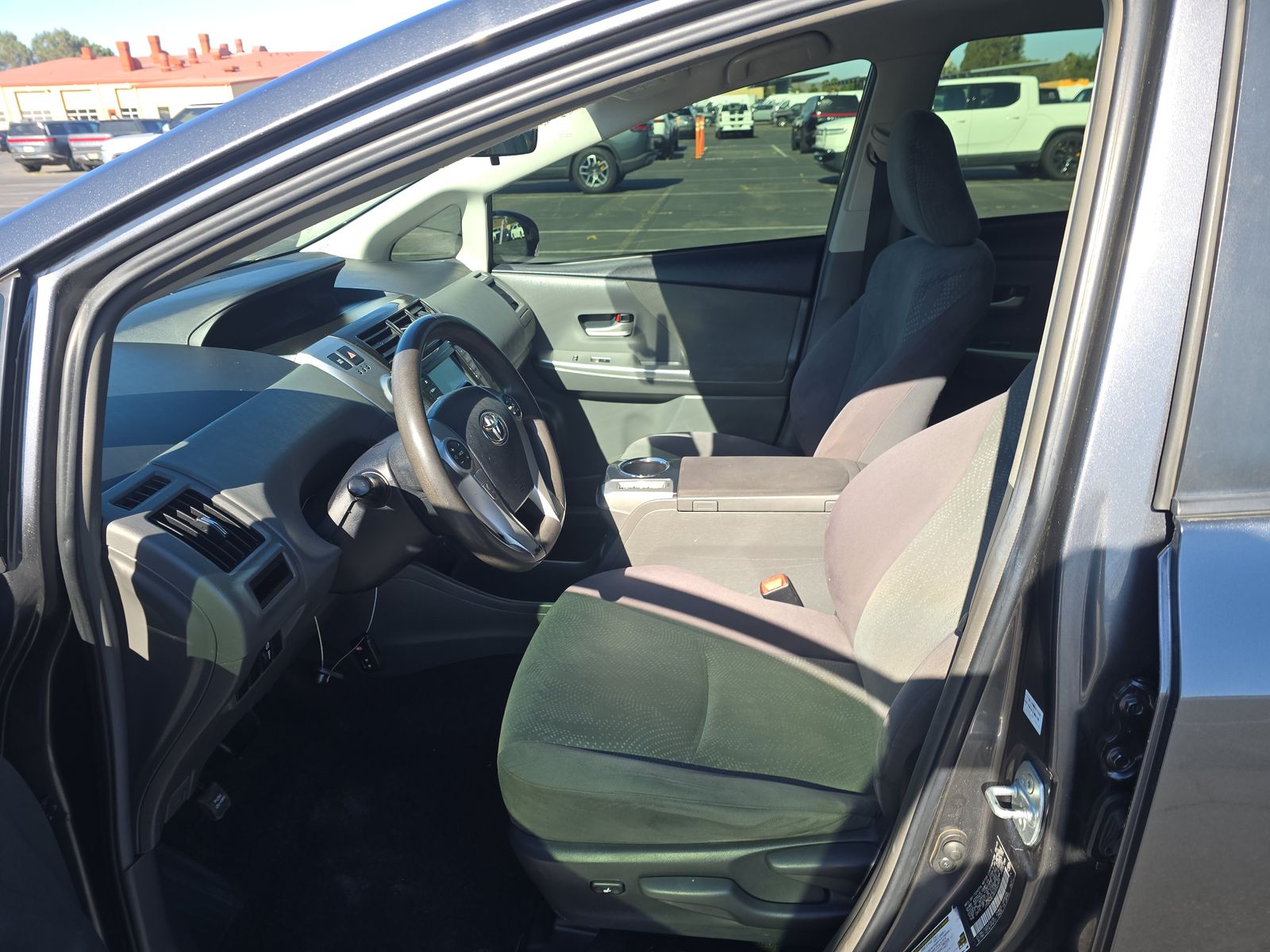 2013 Toyota Prius v Two FWD