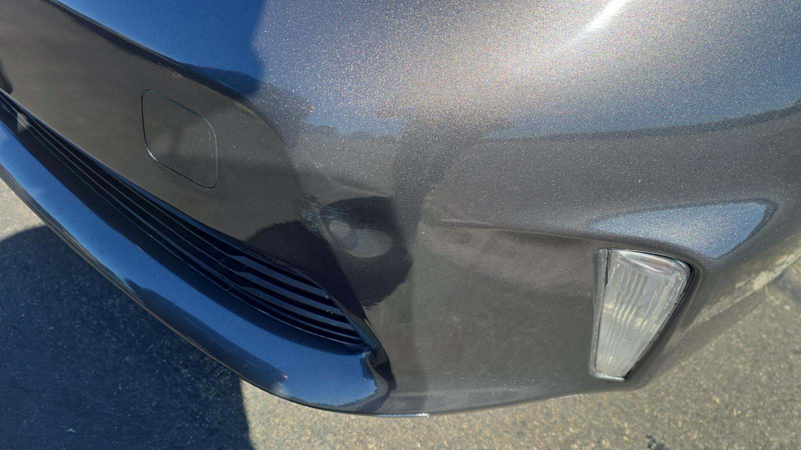 2013 Toyota Prius v Two FWD