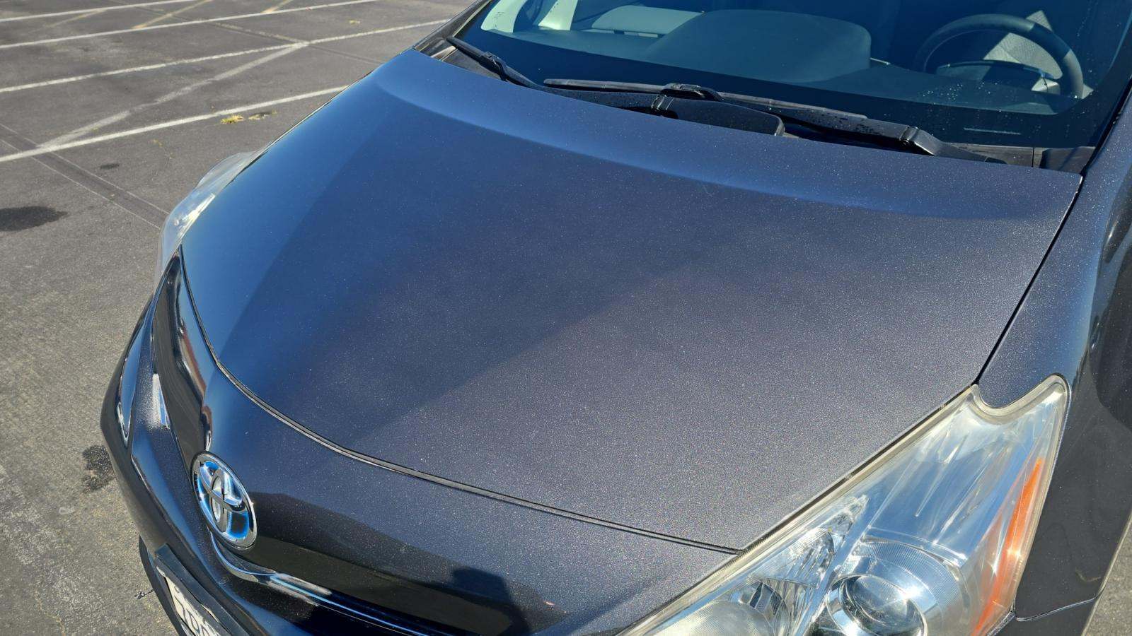 2013 Toyota Prius v Two FWD