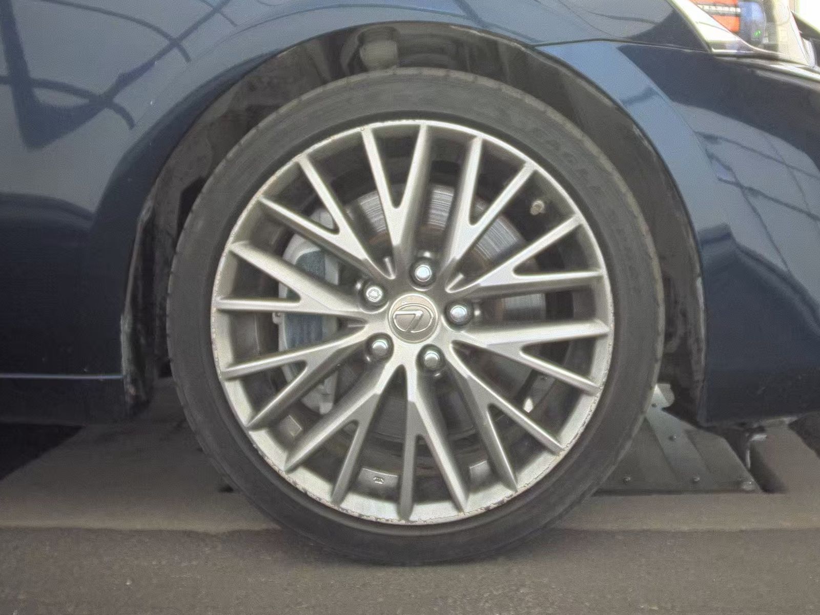 2017 Lexus IS IS 200t RWD