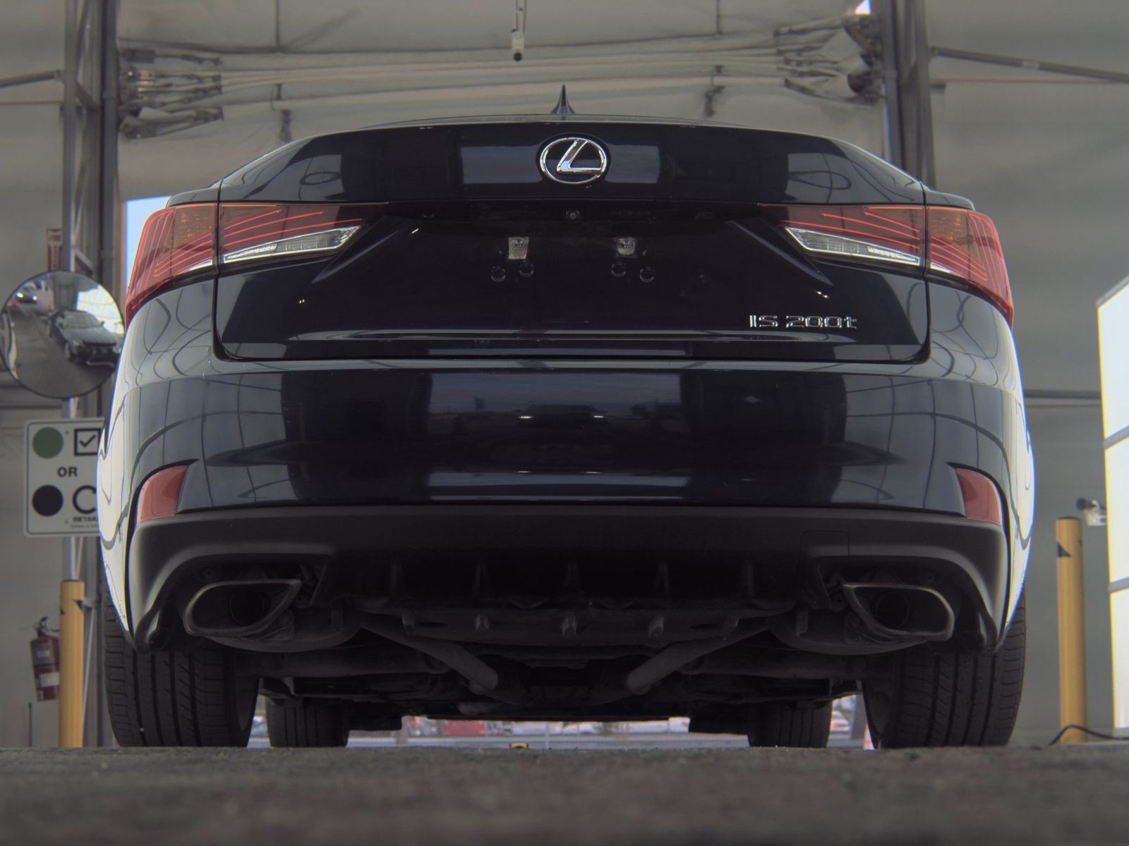 2017 Lexus IS IS 200t RWD