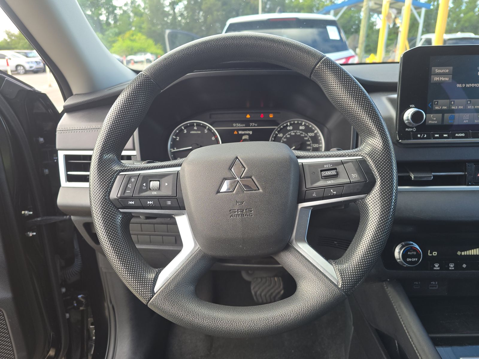 2024 Mitsubishi Outlander ES FWD