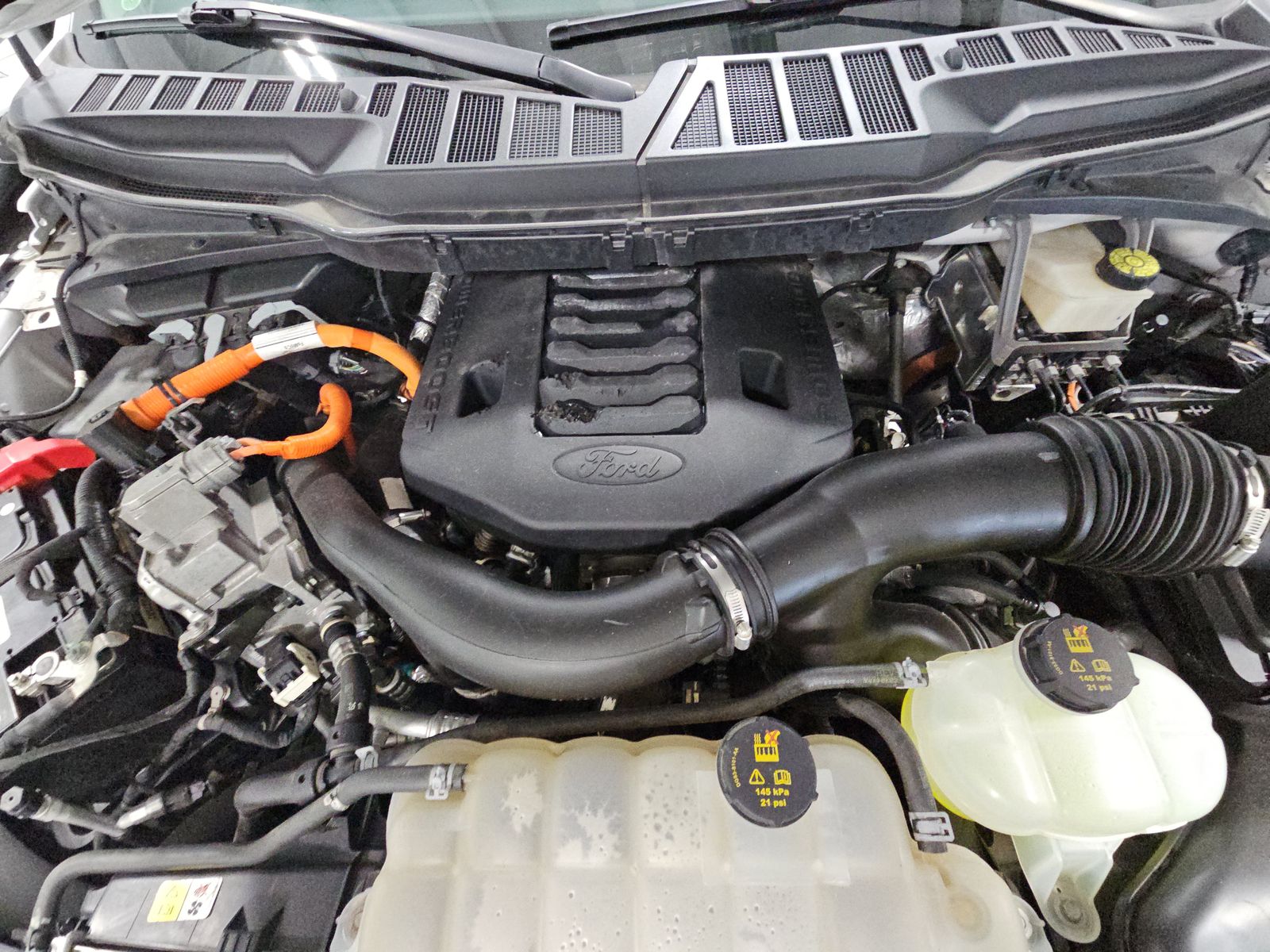 2022 Ford F-150 Hybrid Lariat AWD