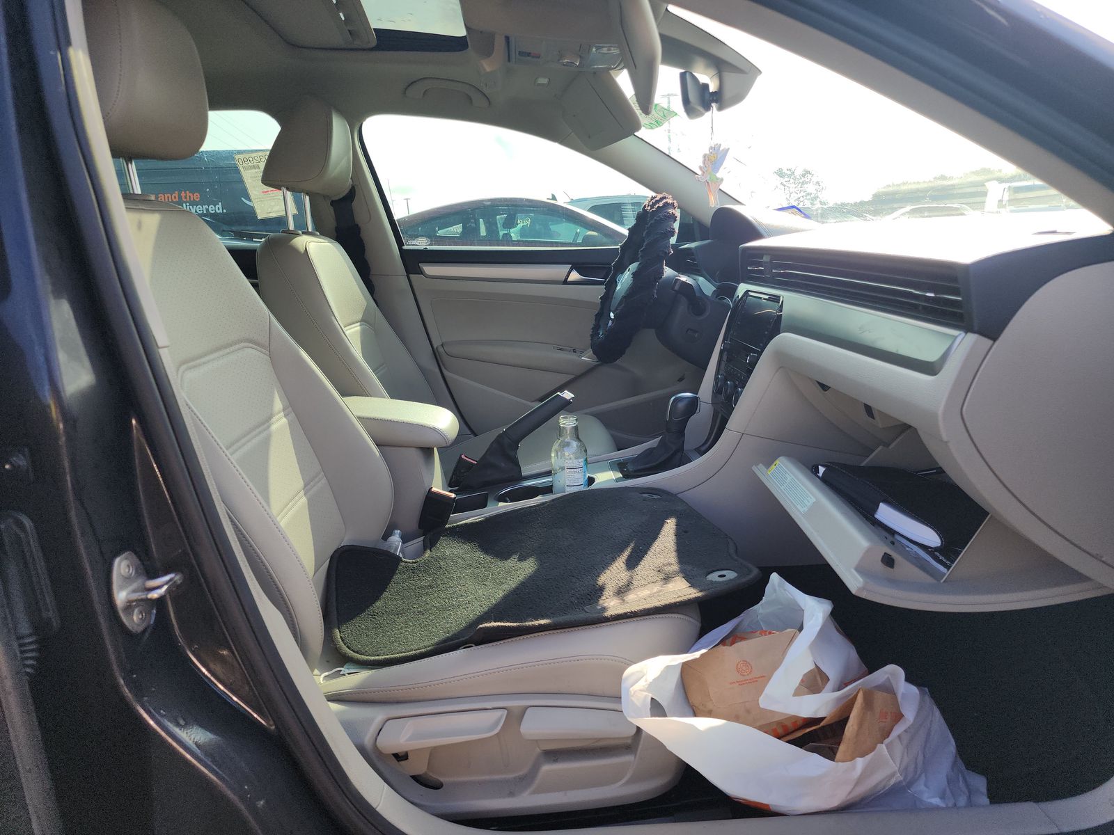 2022 Volkswagen Passat 2.0T SE FWD