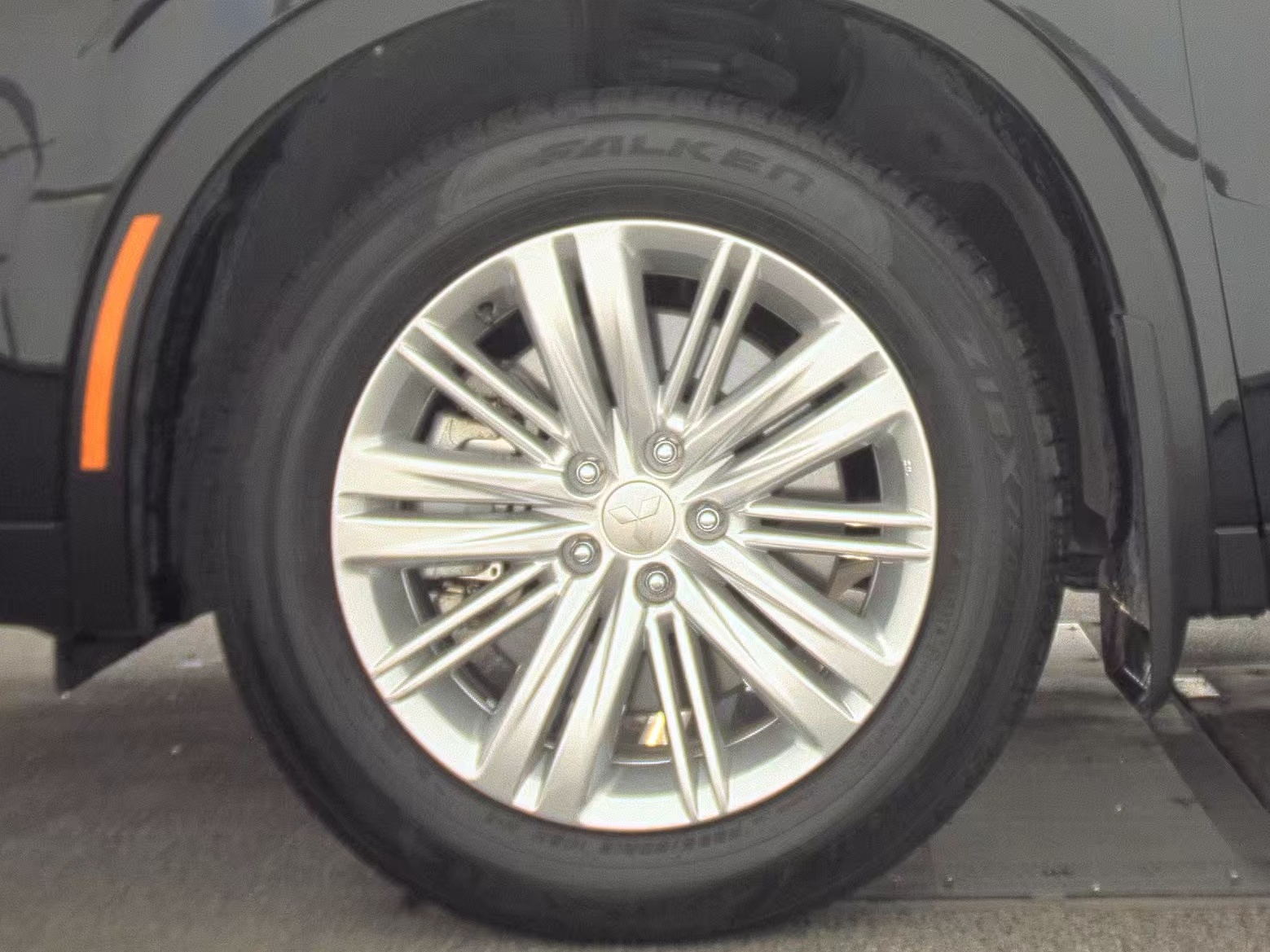 2024 Mitsubishi Outlander ES FWD