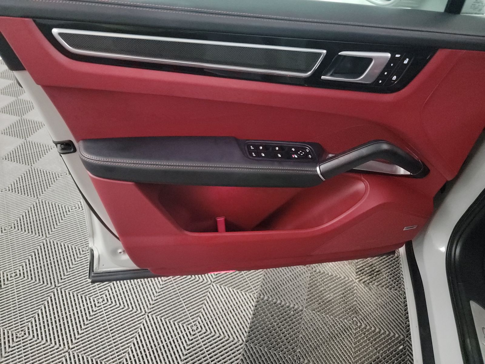 2022 Porsche Cayenne Turbo AWD