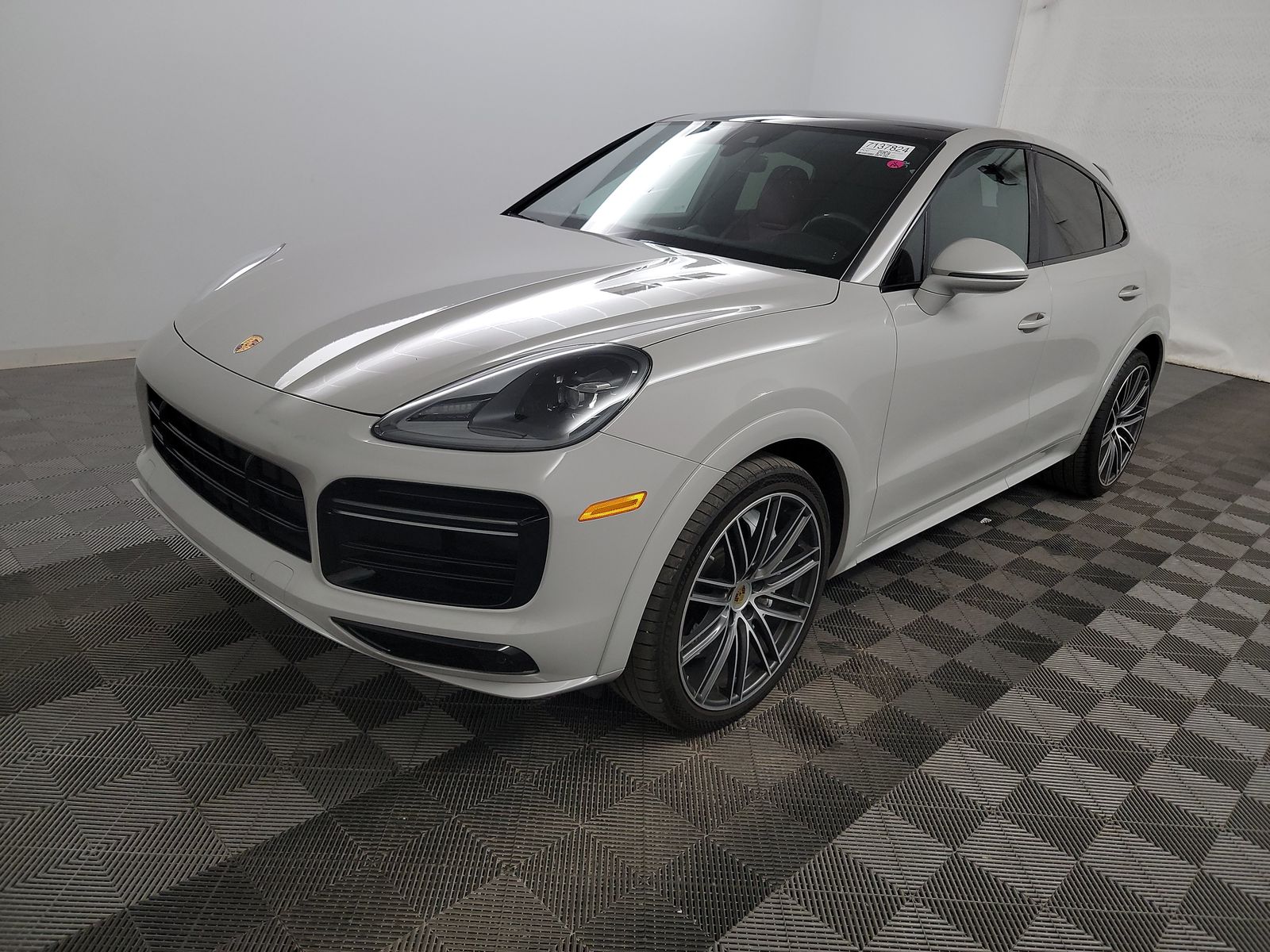 2022 Porsche Cayenne Turbo AWD